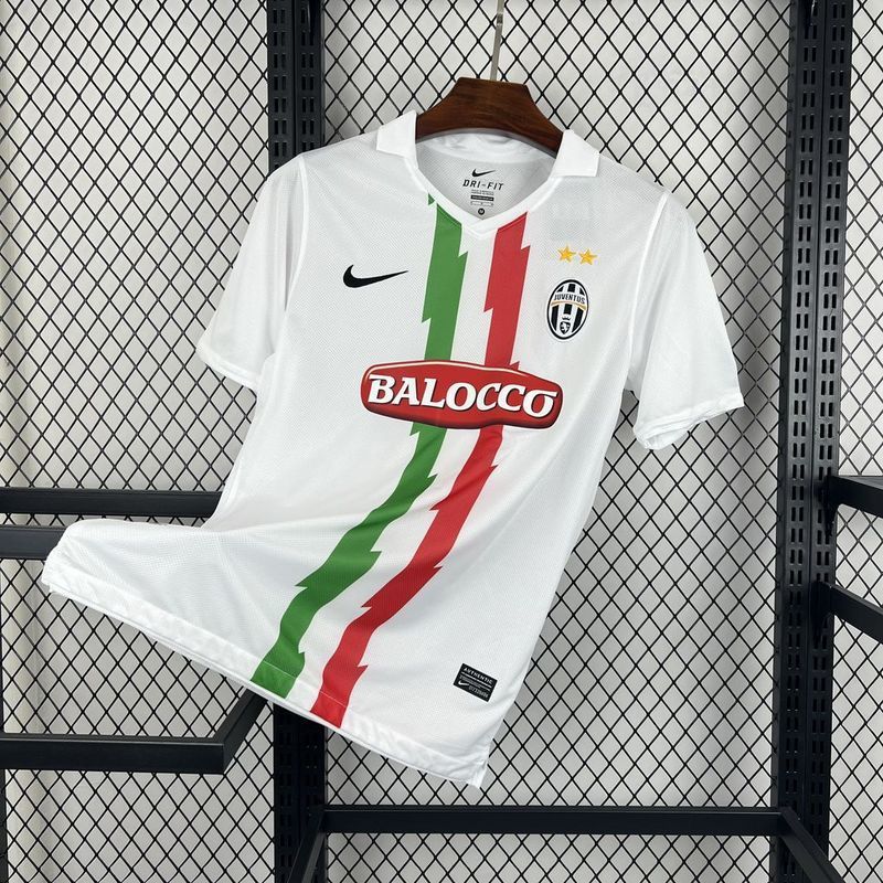 יובנטוס רטרו חוץ 2010